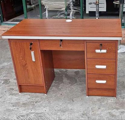Office table