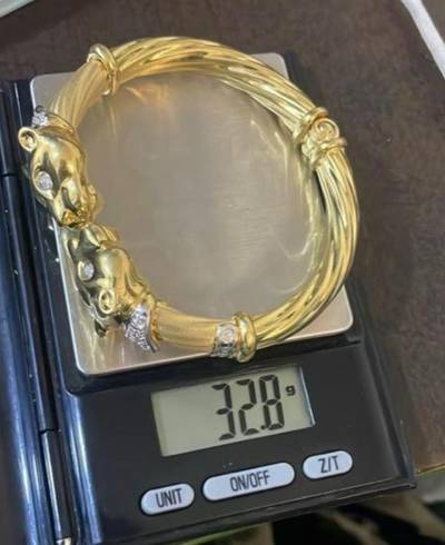 Pure original gold necklaces available