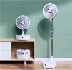 Foldable rechargeable fan