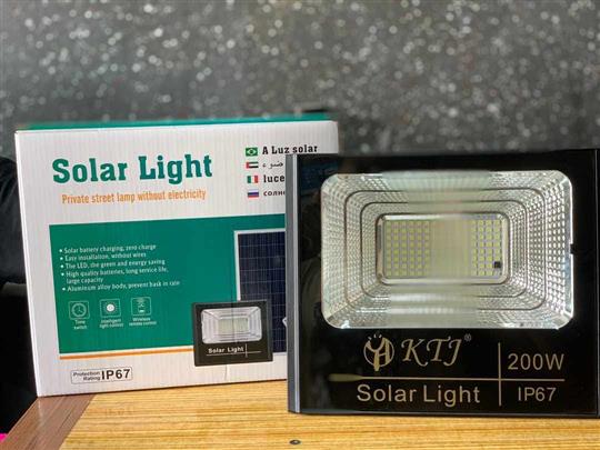 Solar flood light