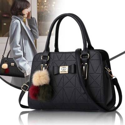 Ladies hand bag