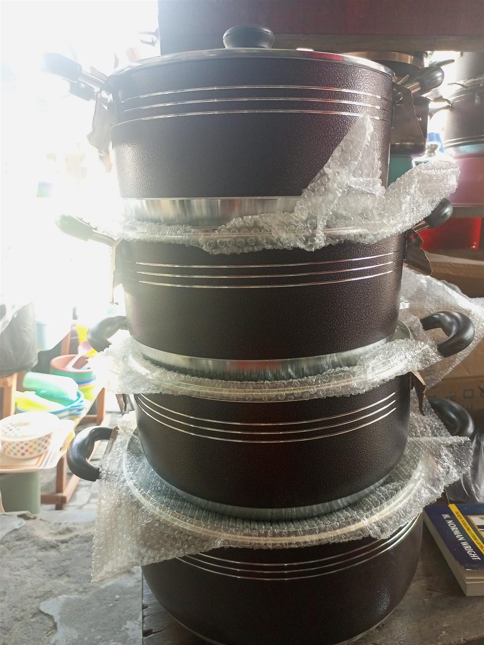 non-stick cookware set 4
