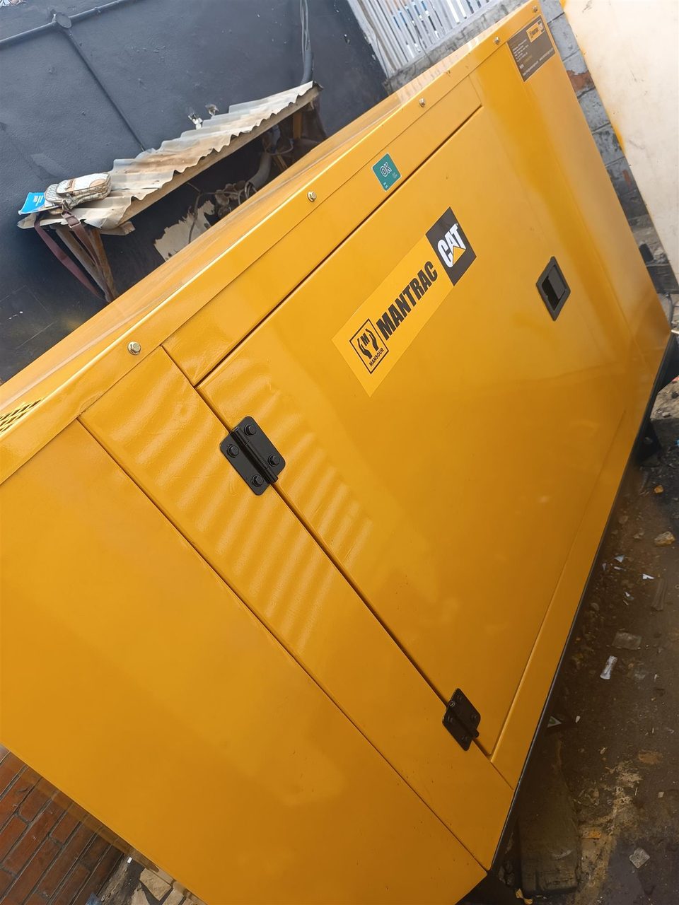 UK PERKINS DIESEL GENERATOR