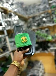 Crested logo slide