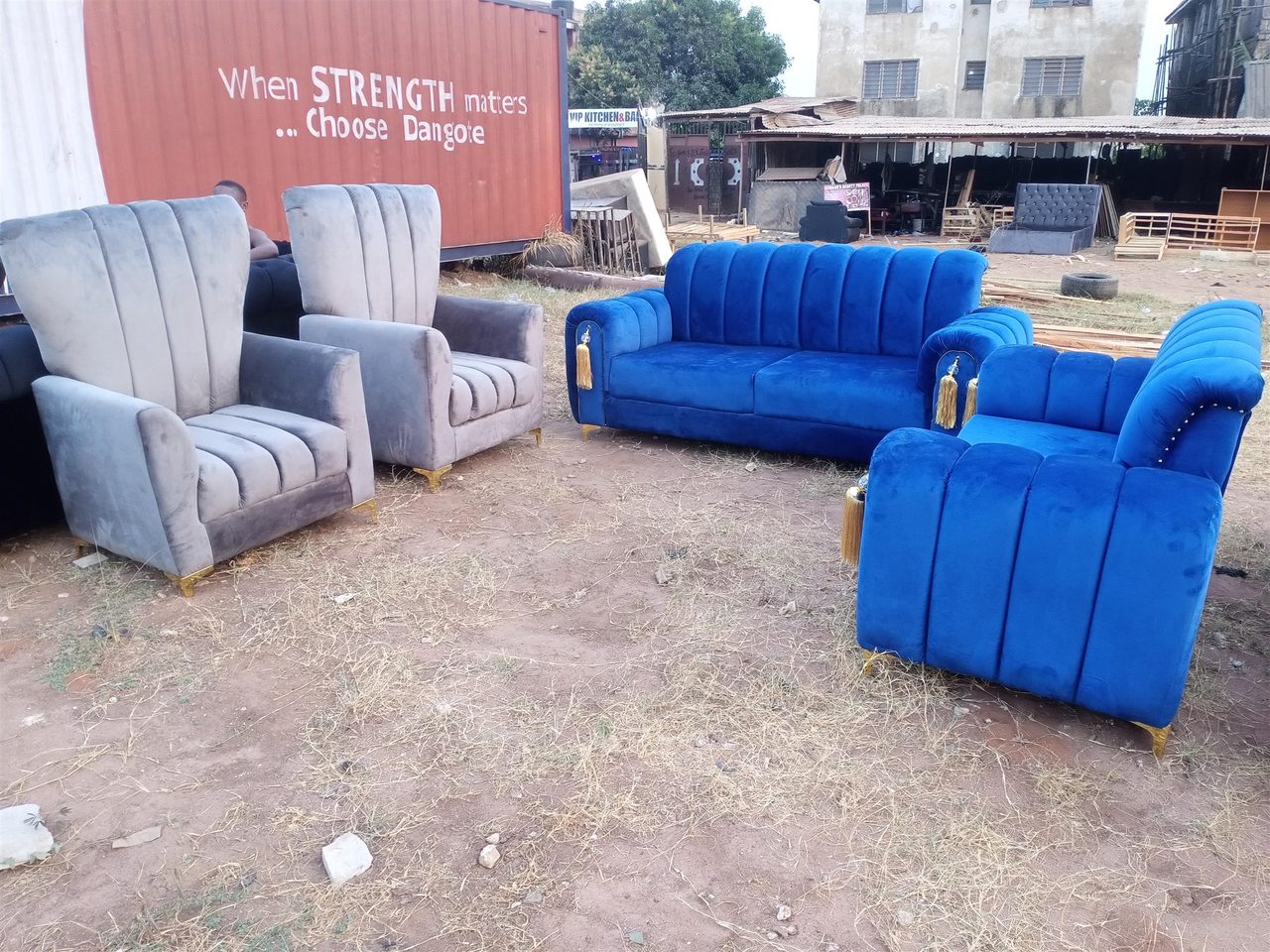 Set of chair