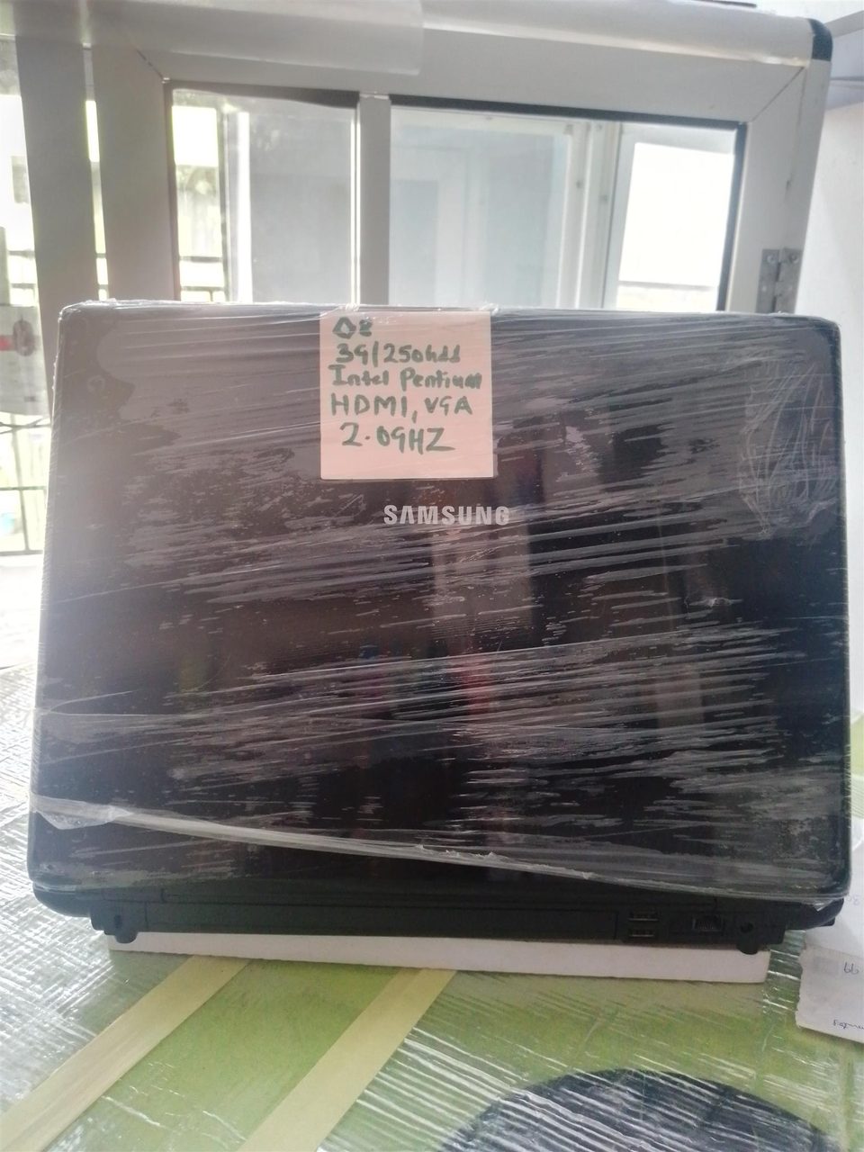 Samsung laptop Intel pentium