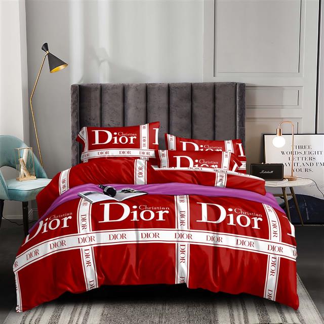 Bedsheets and duvet