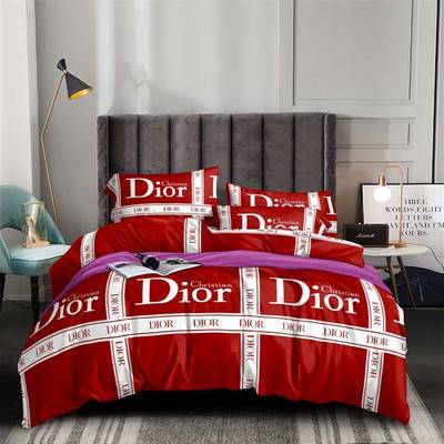 Bedsheets and duvet