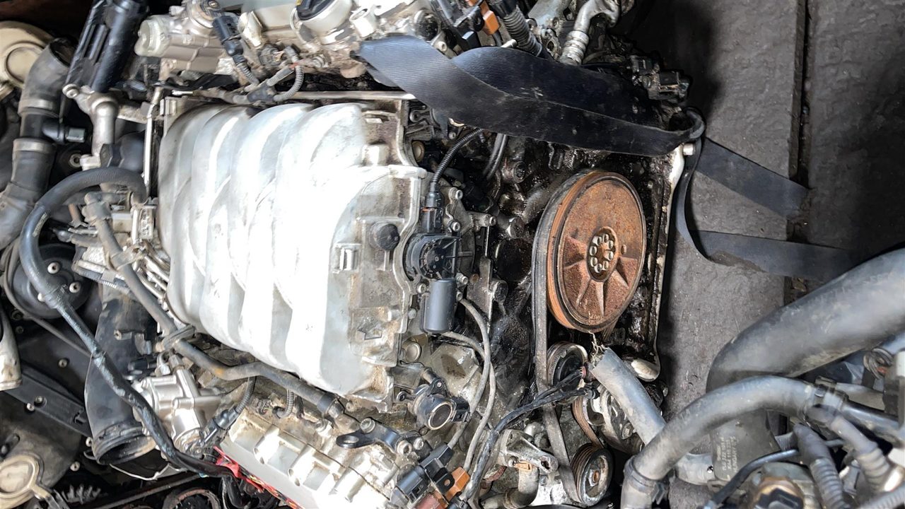 Complete engine for Audi Q7 V8 4.8