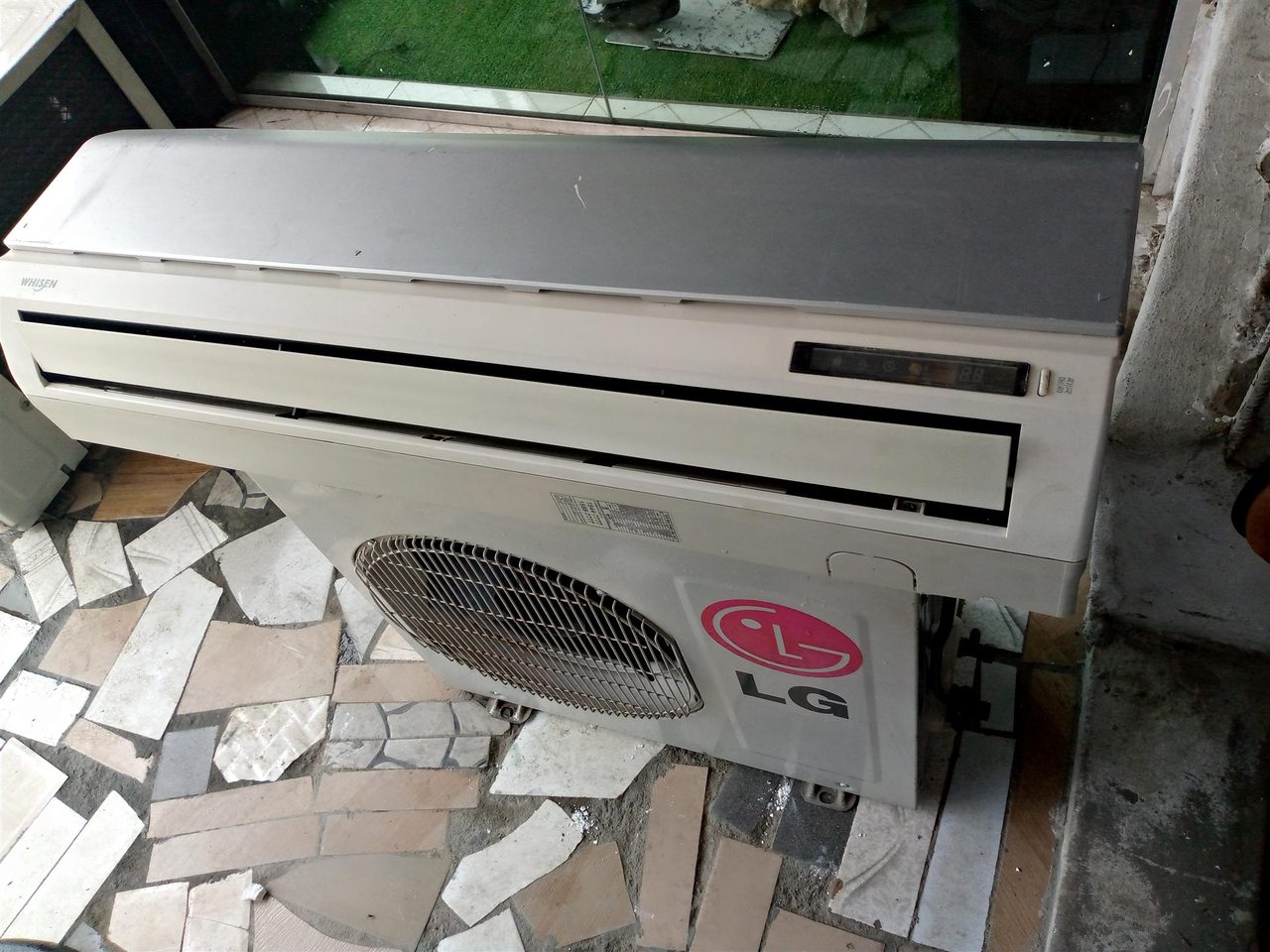 1HP LG AC