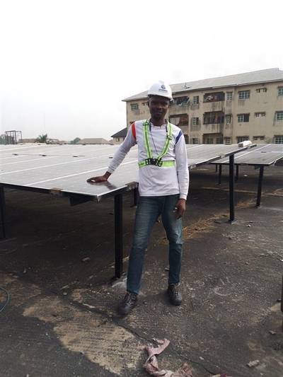 Solar powered submersible pump