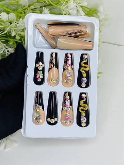 Ready made acrylic nails