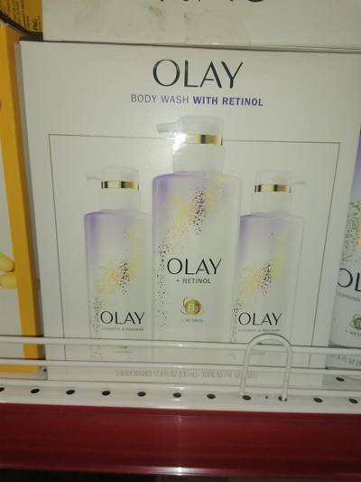 Olay Retinol Body Wash by 3