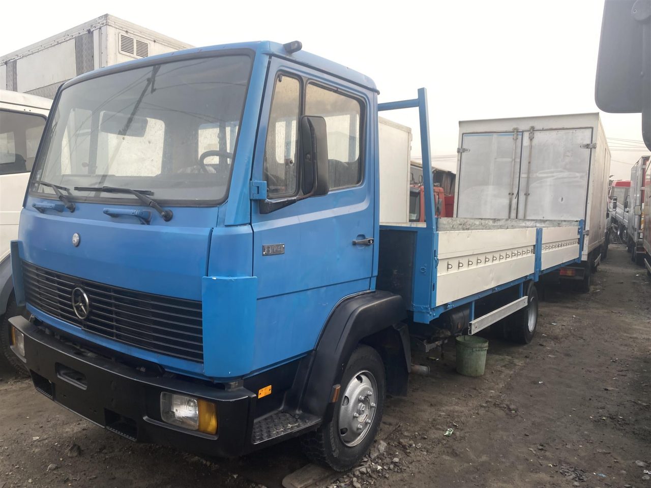 Foreign Used Mercedes Benz 814 truck