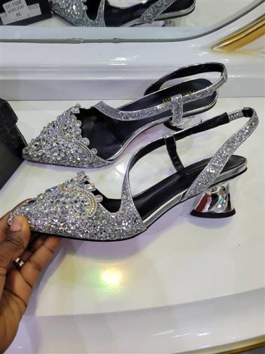 Woman shoe