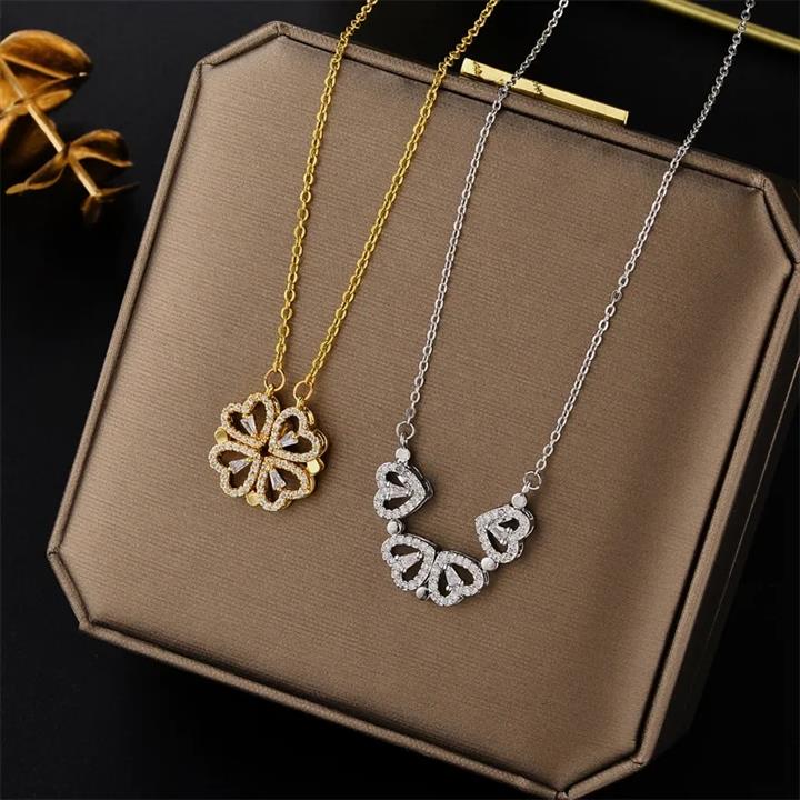 Zirconia crystal folding clover necklace