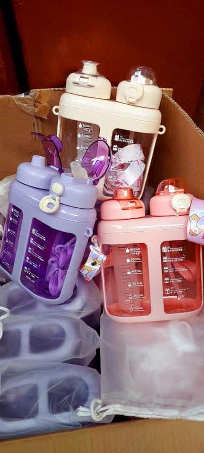 Twins water bottle (2way partition )