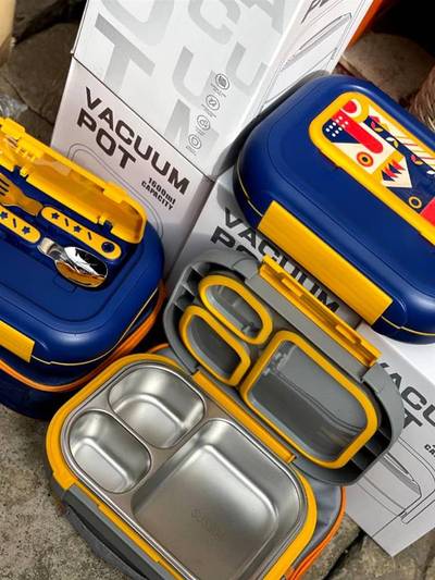 Yoo yee lunch box