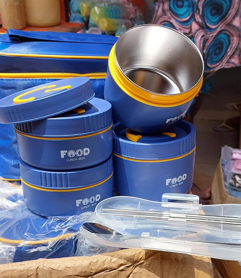 4 in 1 lunch box with lunch bag and spoon