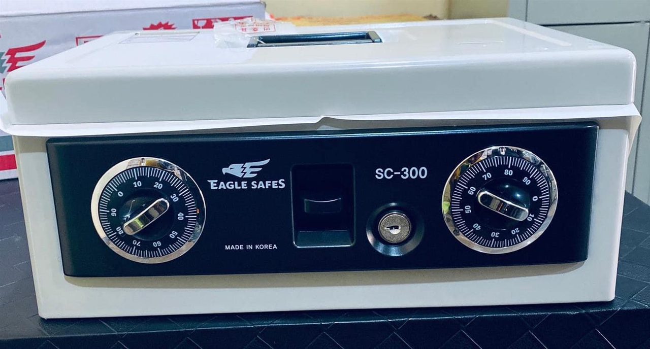 Cash Box