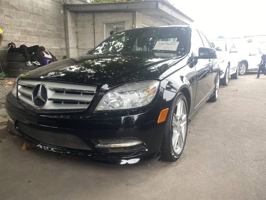 Foreign Used 2010 Mercedes Benz C300