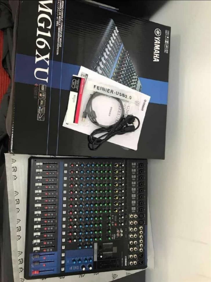 16 channels yamaha powered mixer