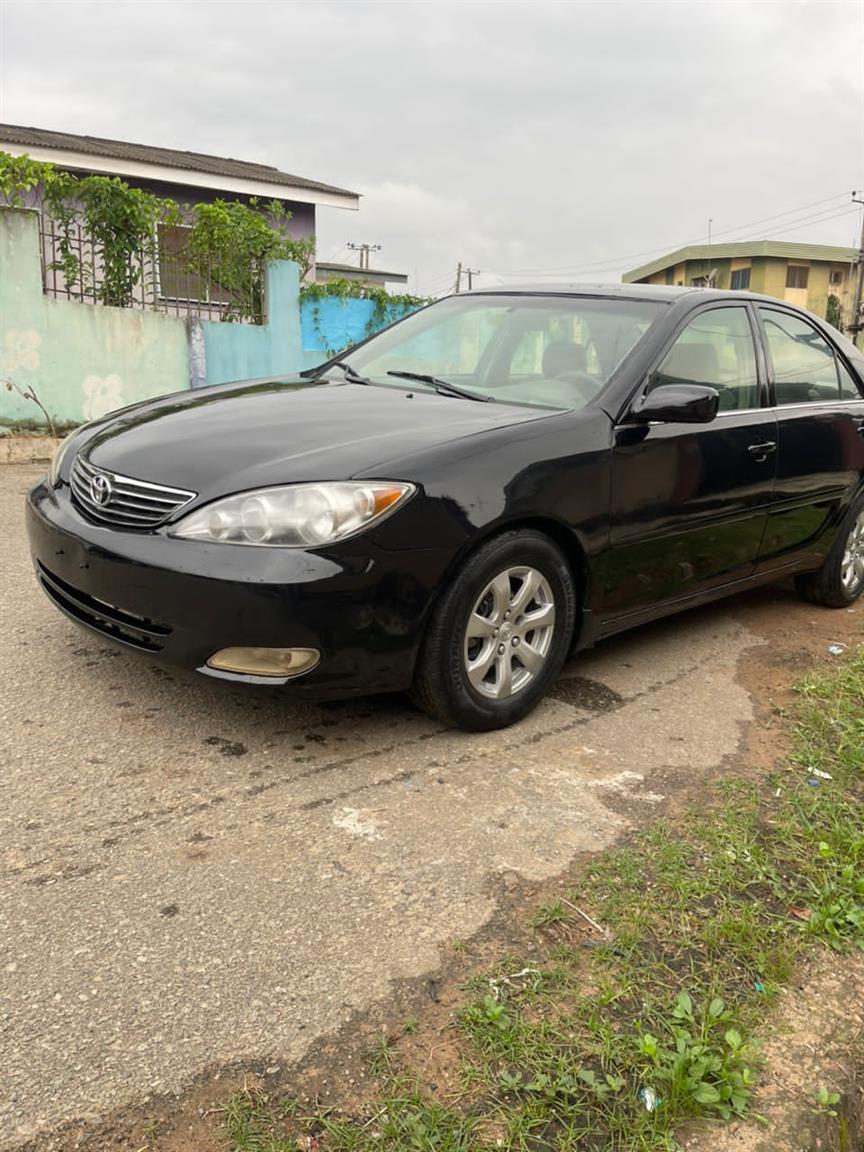 Toyota Camry 2004