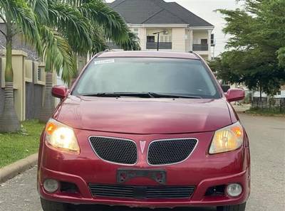 USED Pontiac Vibe 2006 model   Untempere