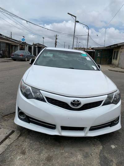 Foreign Used 2014 Toyota Camry Sport