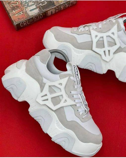 Nekad wolf sneakers