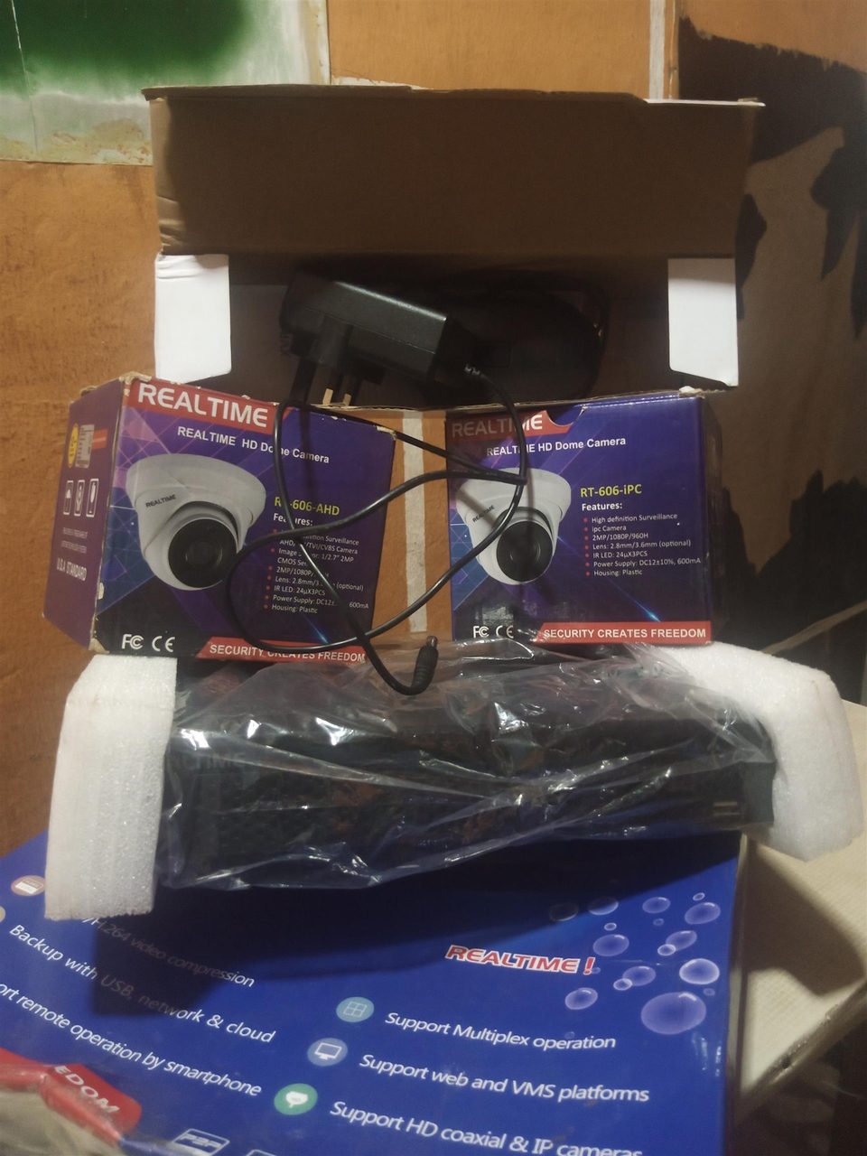 4 channels cctv