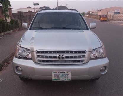 Toyota Highlander 2004 Model
