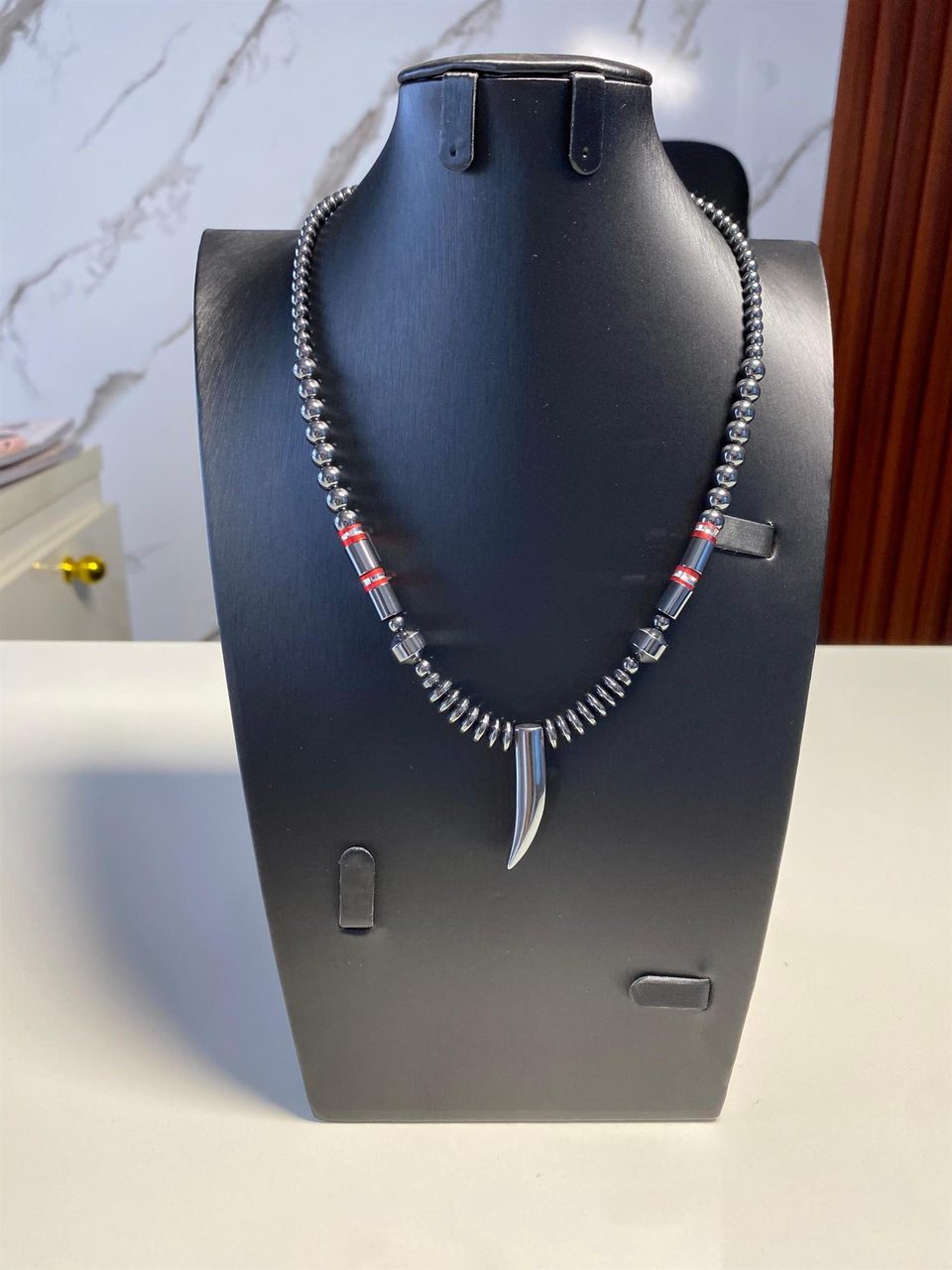 Urban necklace
