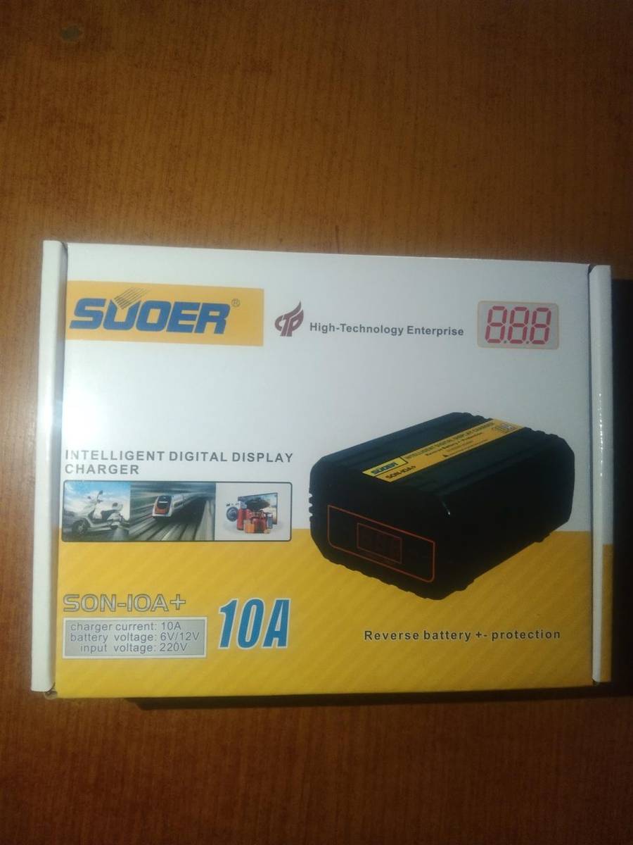10A digital battery charger