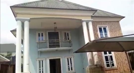 5 Bedroom Duplex for sale