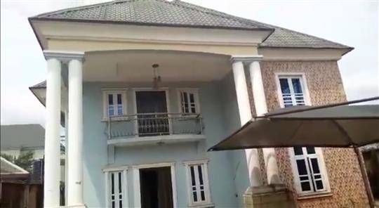 5 Bedroom Duplex for sale