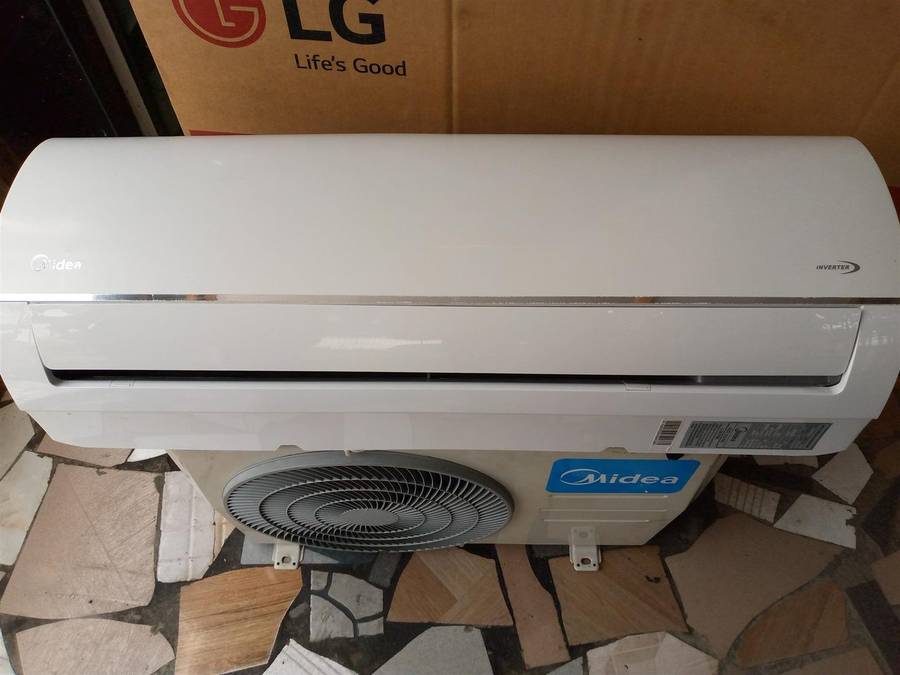 Midea inverter AC