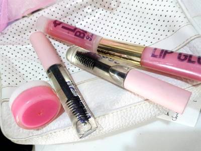 Eyelash growth serum