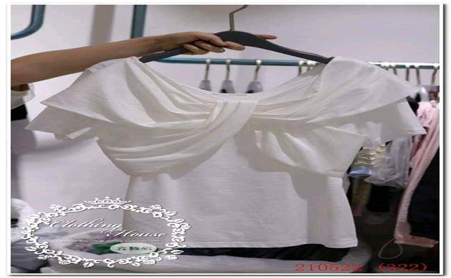 Fashion clothes for sale