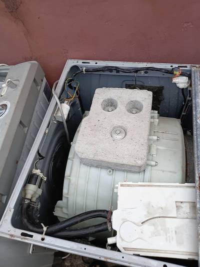 Washing machine repair service