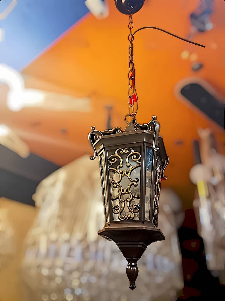 Royal drop balcony light