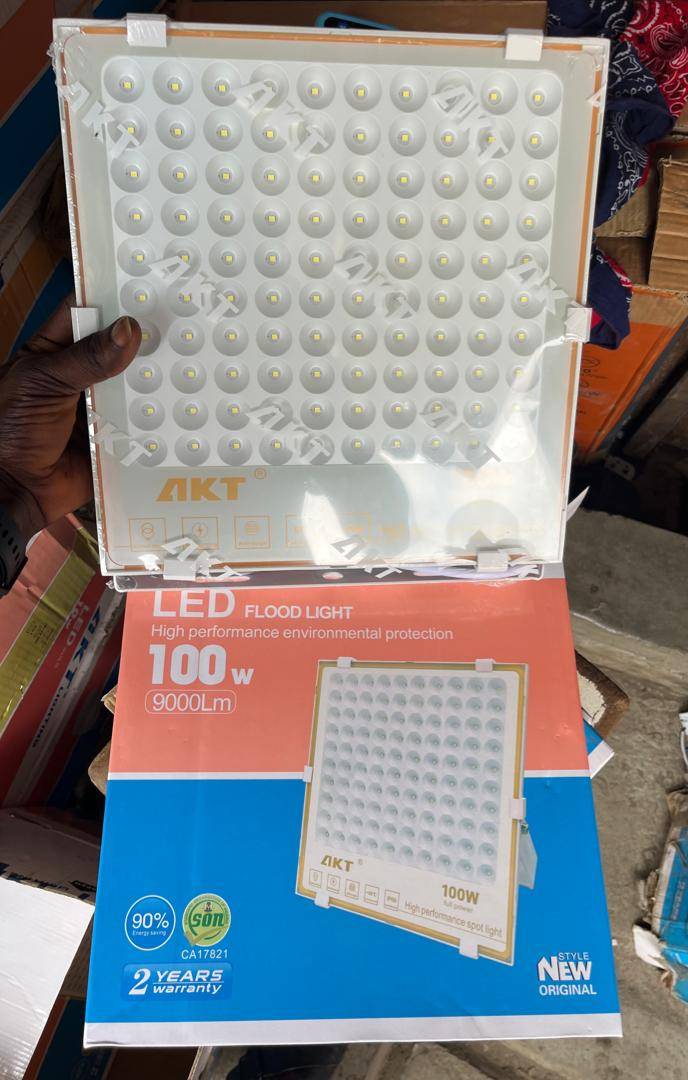 100w akt electric floodlights