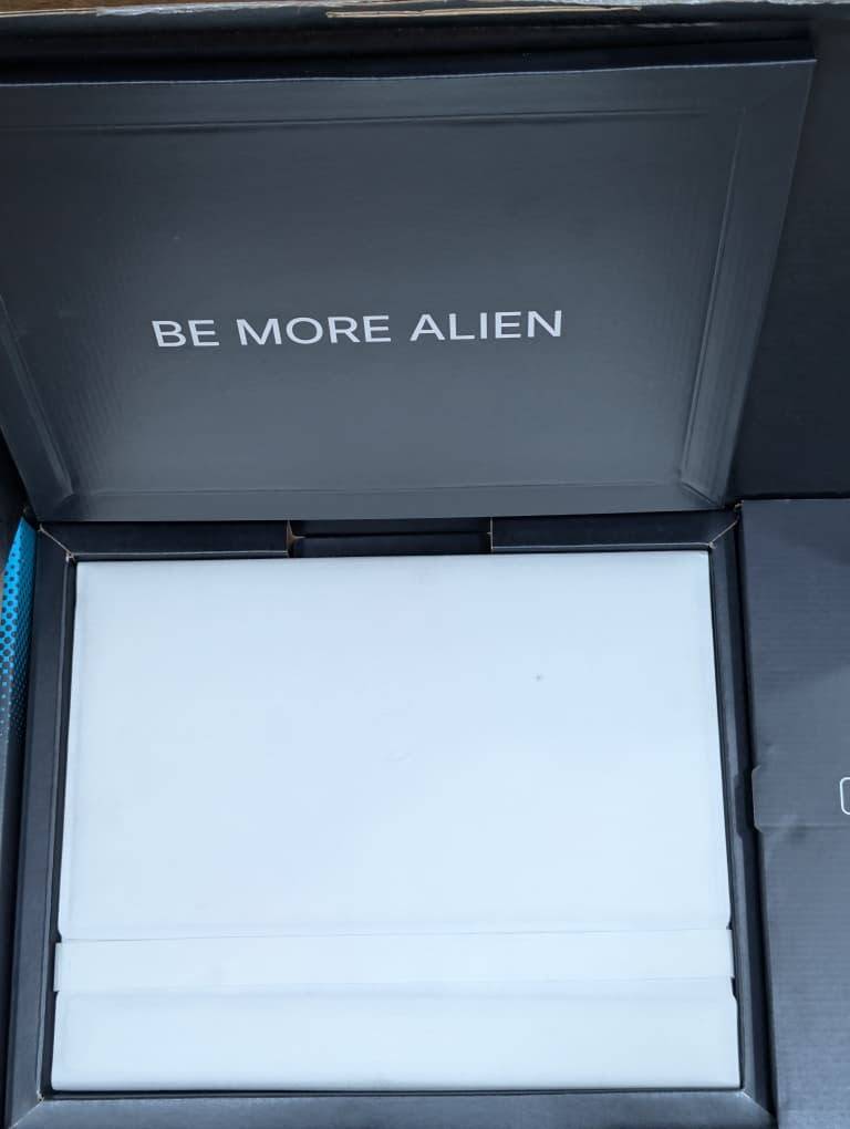 ALIENWARE 16 AREA-51 16”
