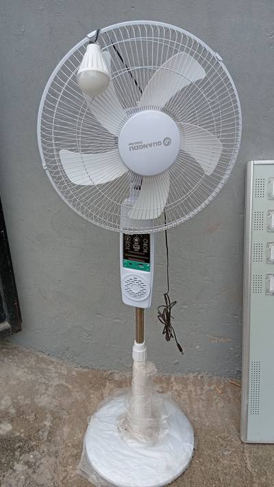 16 inches solar fan with Bluetooth speaker