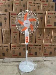 16" Solar Fan