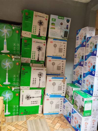 18inches solar fan