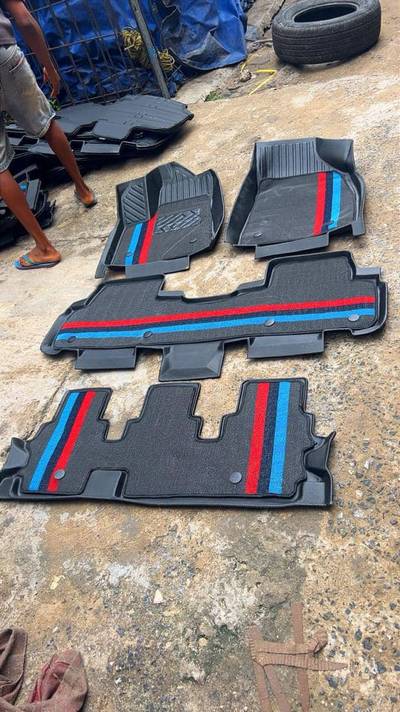 Car floor mats