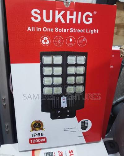 Solar street light