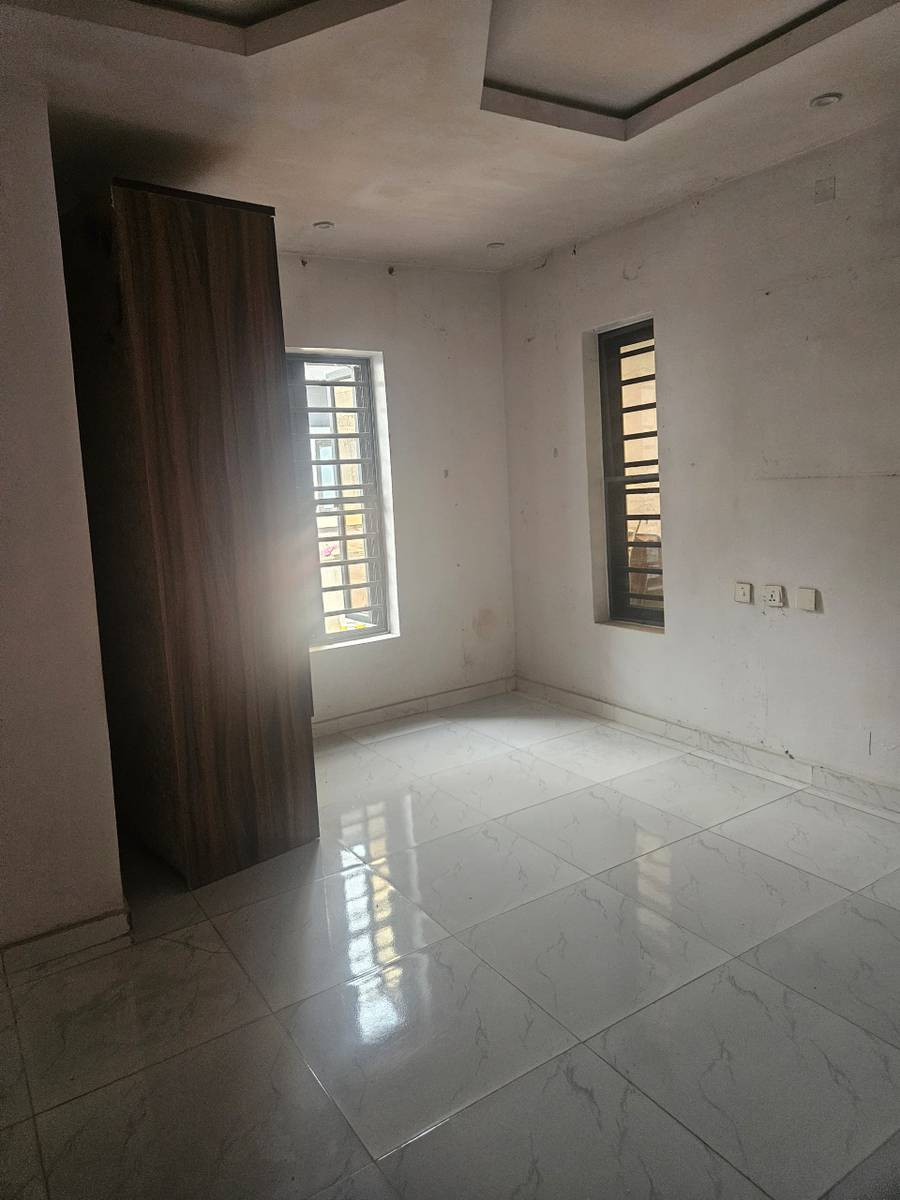 Houses and landed properties for sale