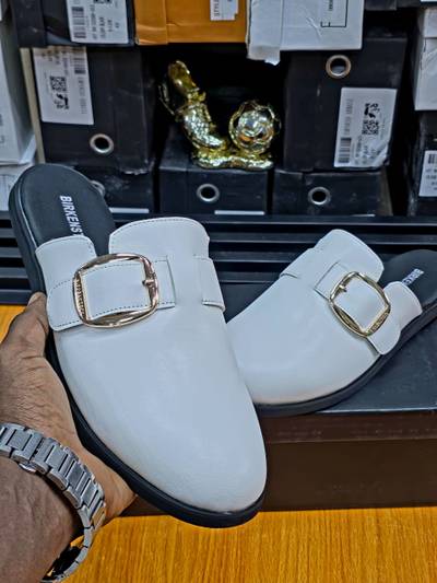 Half shoe